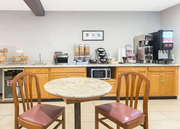 Microtel Inn by Wyndham Henrietta/Rochester